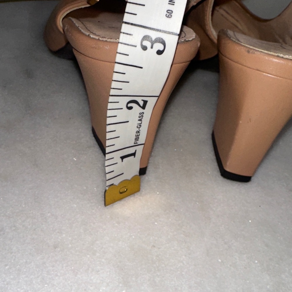 AGL Women's Tan Almond Toe with Slingback Adjustable Strap Block Heel size 38 - Picture 4 of 7